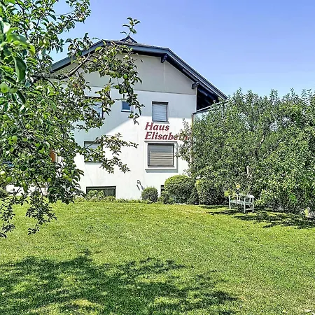 Sonnenblume By Interhome Velden am Wörthersee
