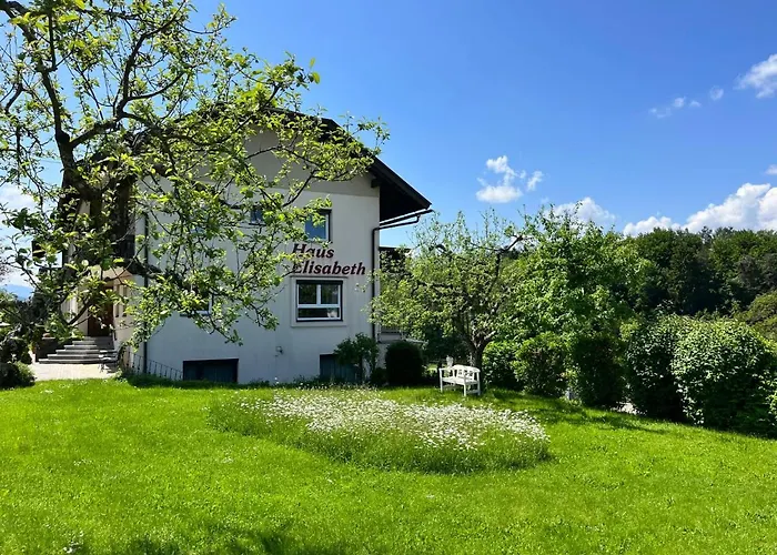 Sonnenblume By Interhome Velden am Wörthersee